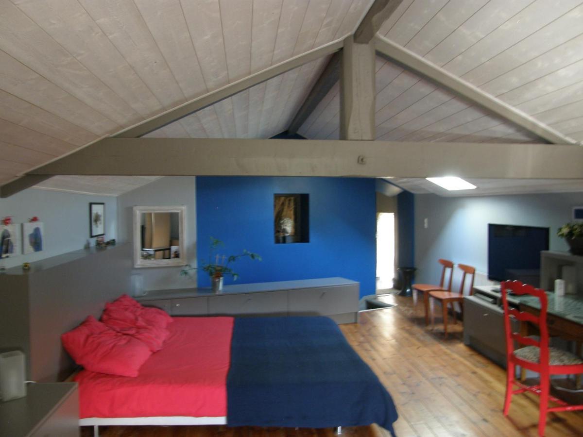 Le Puy-en-Velay Le Logis De La Colombe Bed & Breakfast エクステリア 写真