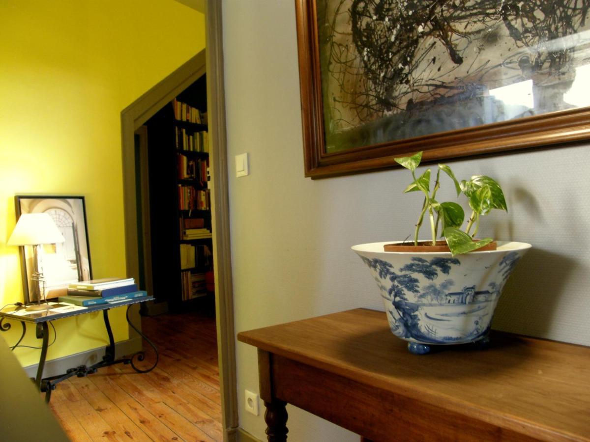 Le Puy-en-Velay Le Logis De La Colombe Bed & Breakfast エクステリア 写真